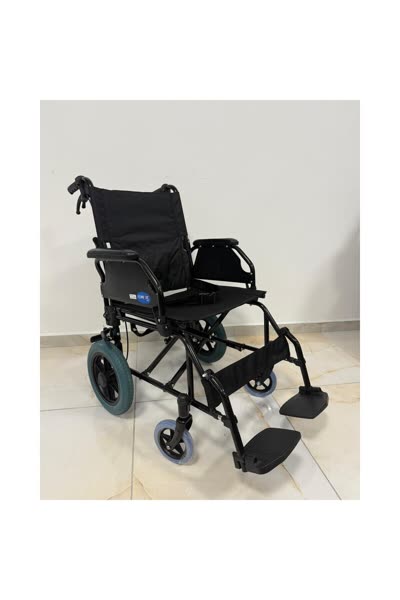 Özellikli Tekerlekli Sandalye katlanır kolçaklar hareketli refakatçi frenli ufak küçük sandalye